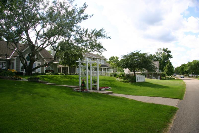 manicured lawns in Wabasha, MN